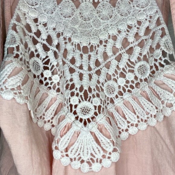 Pink tank top with lace detailing - Picture 6 of 6